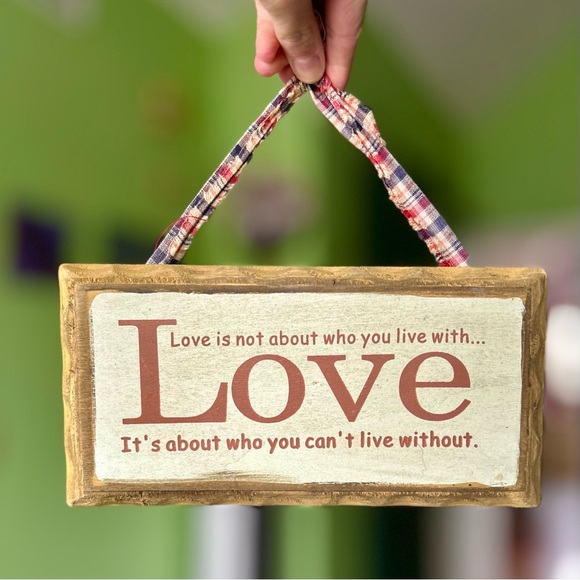 Wooden Rustic Plaid Handle Family Cottagecore Farmhouse Rustic Wall Sign - Picture 6 of 6